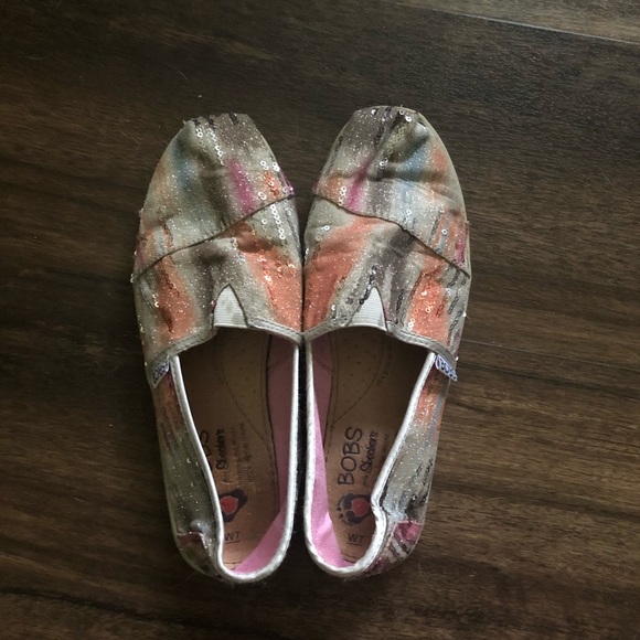 Skechers Shoes - Rainbow BOBS slip ons 🌈💗